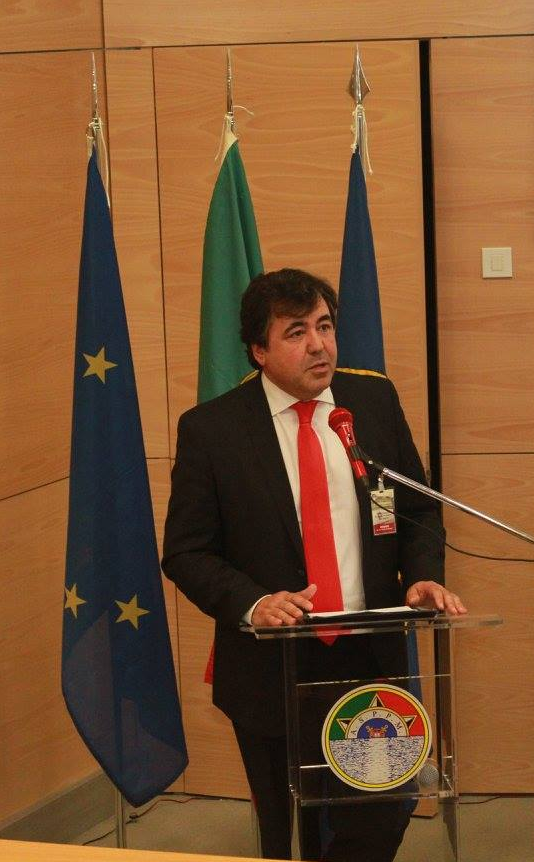 3_conf_dr_c_rodrigues.png